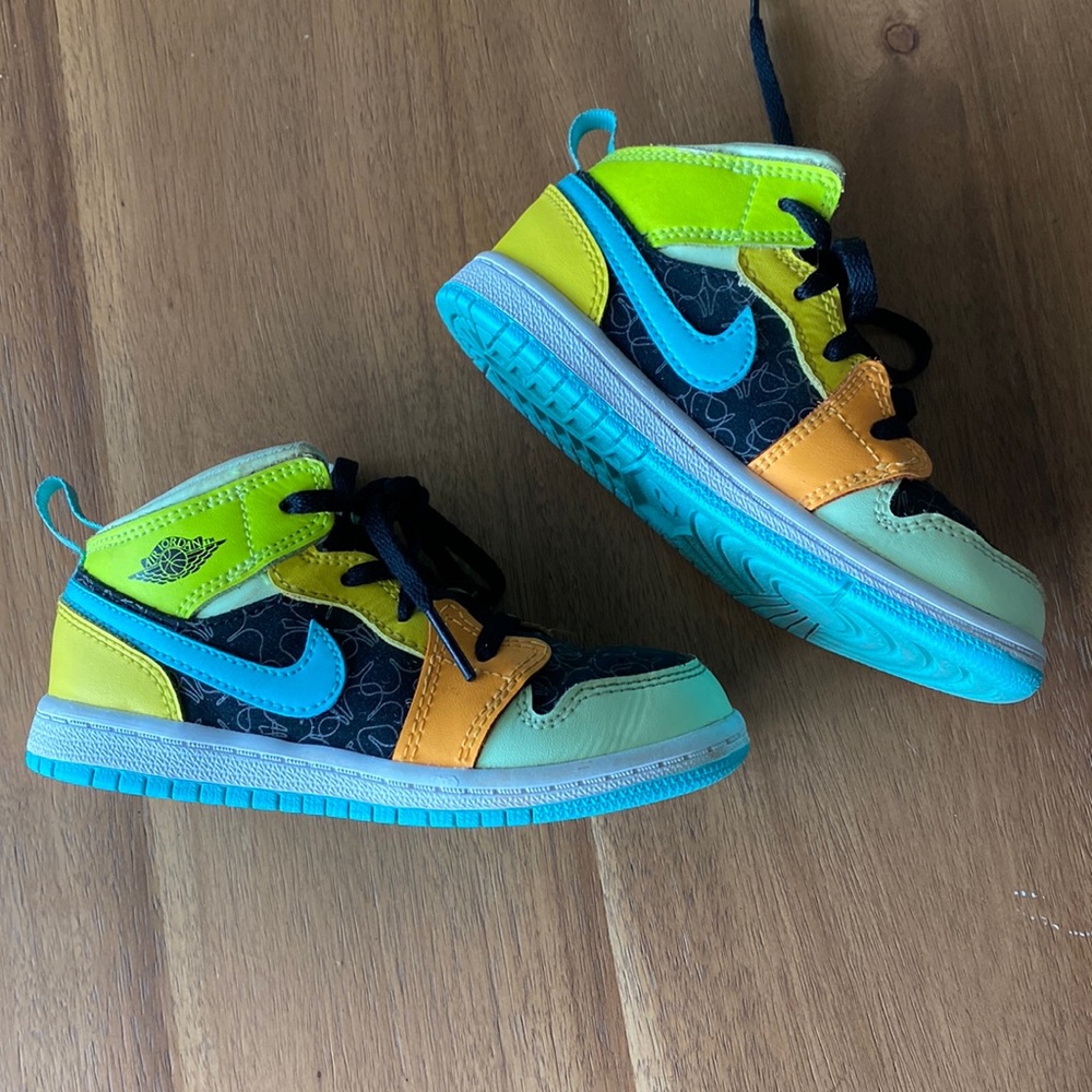 Air Jordan for toddlers size 9